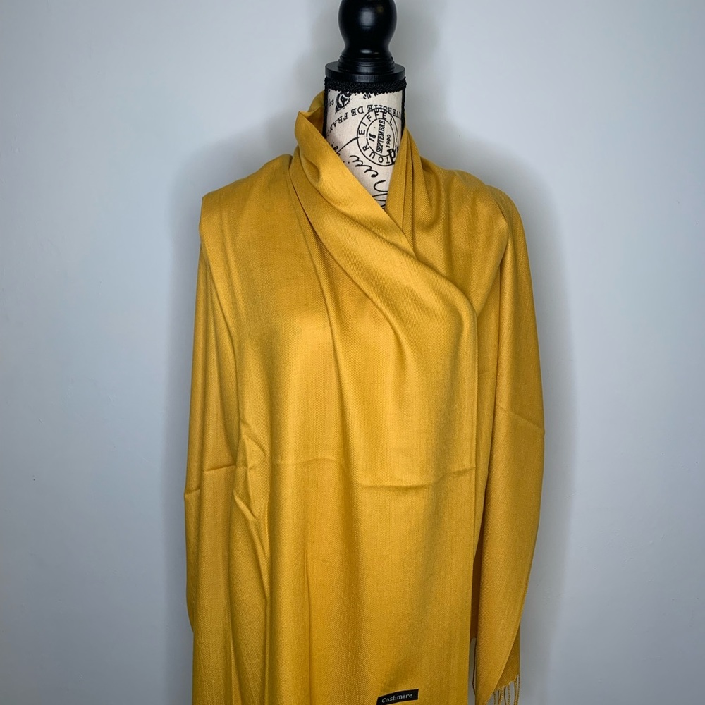 Pashmina - Picture 2 of 8